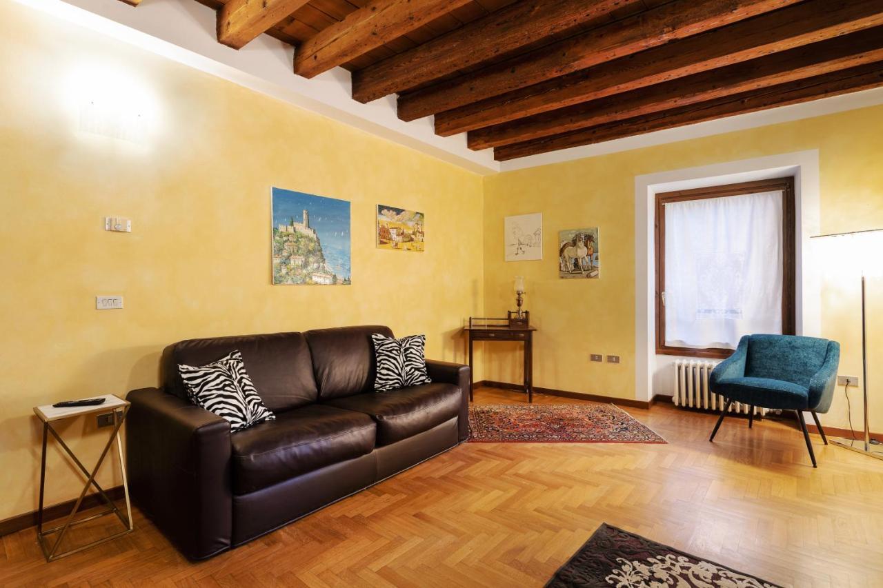 Ferienwohnung Citta Antica Charming Flat Verona Exterior foto